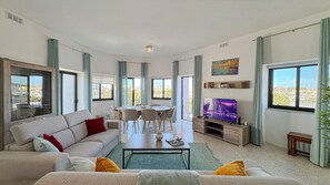 Apartamento, vista para o jardim | Área de estar