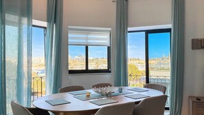 Apartment, Garden View | Dining - Modern & Large 3BR Stay Near Valletta (Ta' Xbiex)