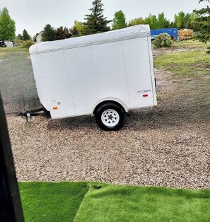 Property grounds - Private 5-Acre RV Retreat . Country Setting . Minutes to Town & Reservoir (Idaho Falls)