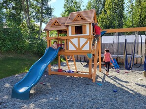 Children’s area - StoryHaus Alaska - Gathering Retreat for Groups & Families (Palmer)