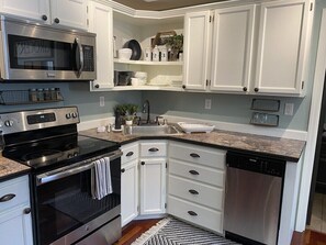 Fridge, microwave, oven, stovetop - StoryHaus Alaska - Gathering Retreat for Groups & Families (Palmer)