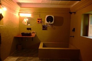 Slippers - Maharajpur Heritage (Unchahra)