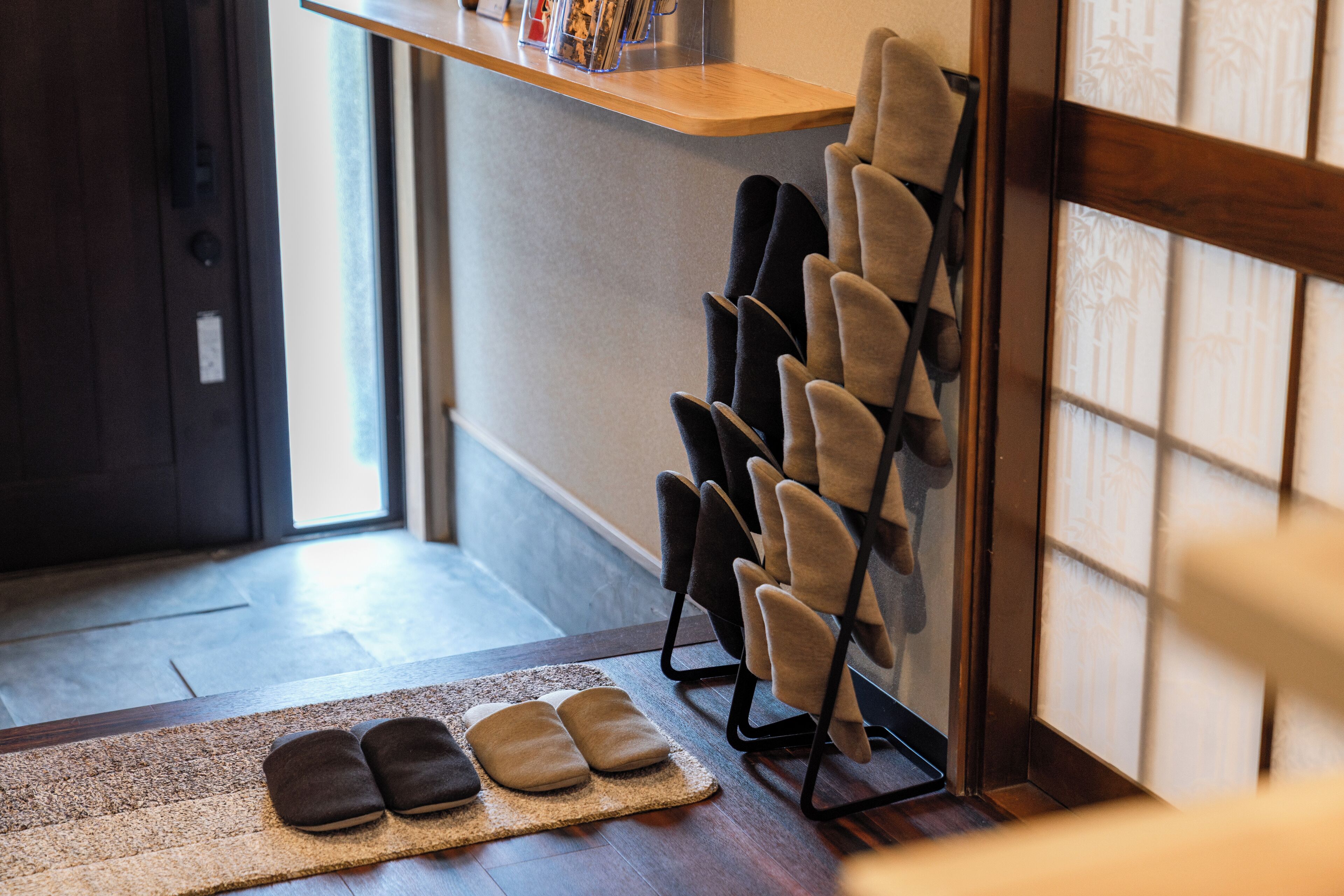 บ้านคอมฟอร์ท, ระเบียง, วิวสวน | ภายใน