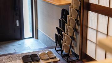 Comfort House, Balcony, Garden View | Bahagian dalam