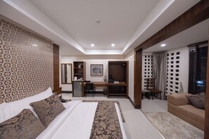 Double Room, City View | Blackout curtains, free WiFi - Casa Le Damuz (Bang Phlat)