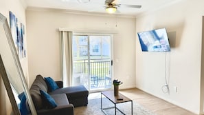 Uklassifisert bilde, 3 av 16, knapp