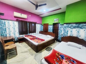 Deluxe Double Room | Free WiFi