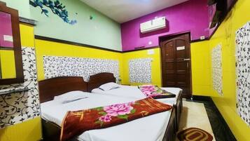 Deluxe Double Room | Free WiFi