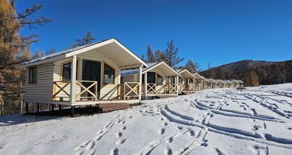 Gegeen Sugnugur Tourist camp