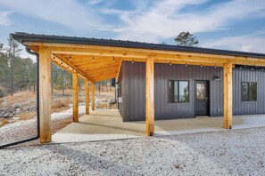 Exterior - Hike & Unwind, Stylish Wooded Retreat in Piedmont! (Piedmont)