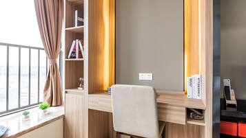 Dobbeltrom – superior | Skrivebord for bærbar PC, strykejern/-brett og wi-fi (inkludert)