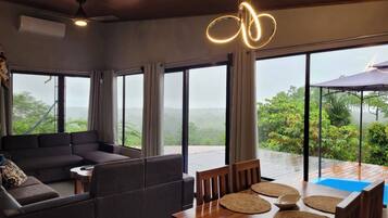 House, 1 Bedroom, Accessible, Balcony | Living room