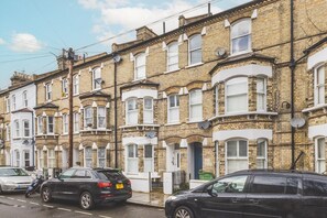 Exterior - Charming Fulham Hideaway (London)