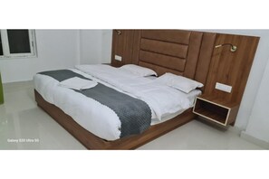 Free WiFi - Hotel Gurudeva (Joshimath)