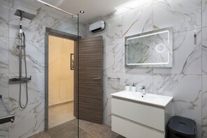 Apartment, City View | Bathroom - Modern Stylish 2BR APT With 2 Balconies (San Ġwann)