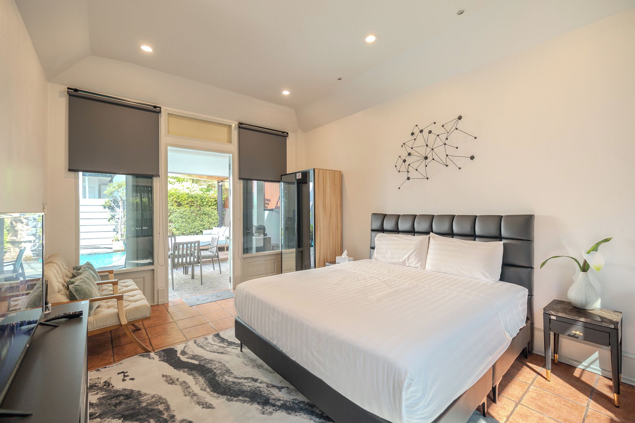 Ferros/tábuas de passar roupa, Wi-Fi, roupa de cama