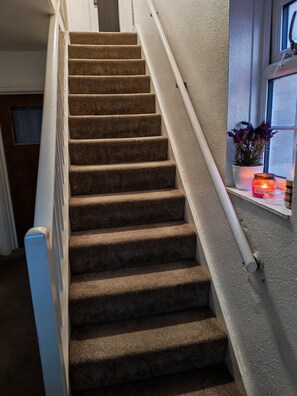 Shared Dormitory, 1 Bedroom, Smoking | Interior - Room-cozy Private Guest Room in Central (Banbury)