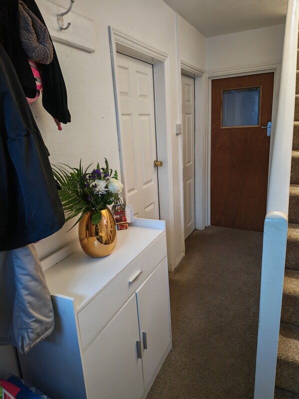 Shared Dormitory, 1 Bedroom, Smoking | Interior