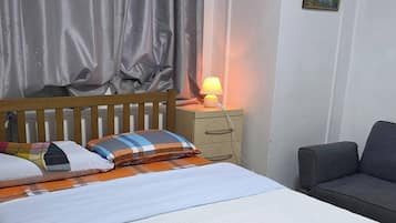 Shared Dormitory, 1 Bedroom, Smoking | 1 bedroom