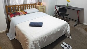Unclassified image, 4 of 9, button - Room-cozy Private Guest Room in Central (Banbury)