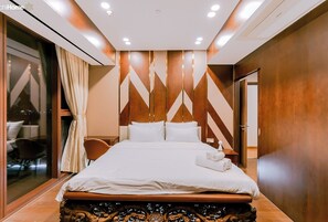 Presidential Villa, 3 Bedrooms, Balcony, City View - Téa Housing - Galleria Residence Resort (Ho Chi Minh)