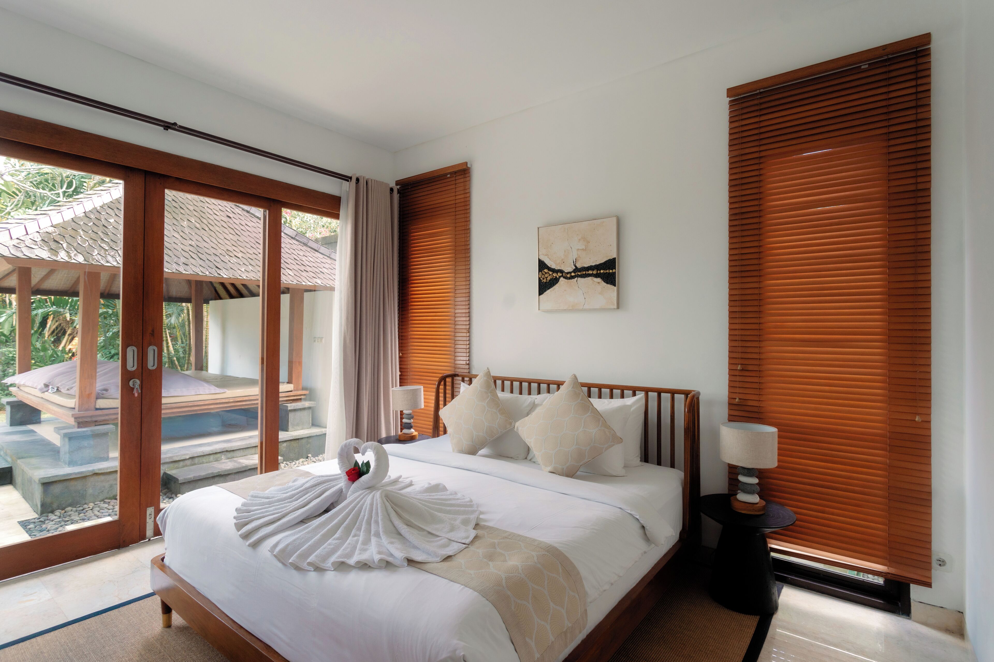 Villa, 3 Bedrooms | Desk, laptop workspace, free WiFi