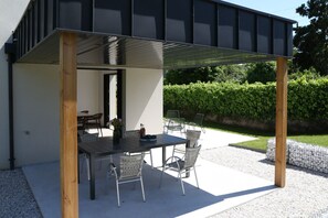 Outdoor dining - Ker Gavilou (Cancale)