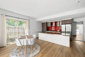 Fridge, microwave, oven, stovetop - Family-Friendly 3BR Home in Braybrook Near City (Braybrook)