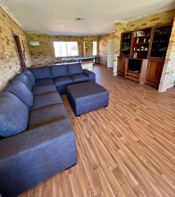 Interior - Country Farm Stay (Harvey)