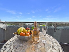 Property grounds - Sea View Retreat with Balcony & Jacuzzi | Flushing (Falmouth)