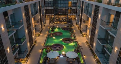 Green Nature Resort & Suites