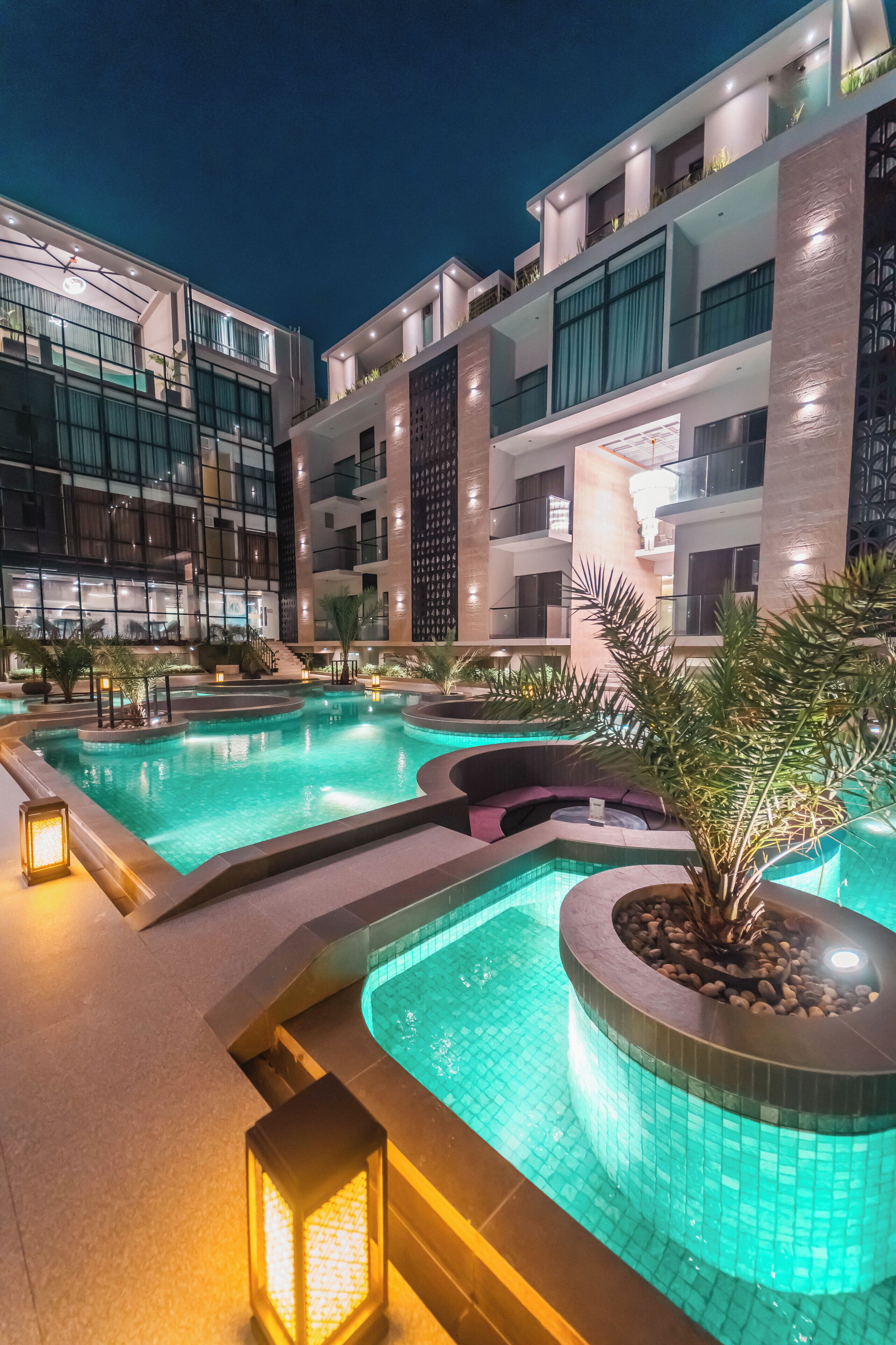 Hồ bơi ngoài trời 