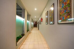 Interior - Hotel Dolphin Puri (Puri)