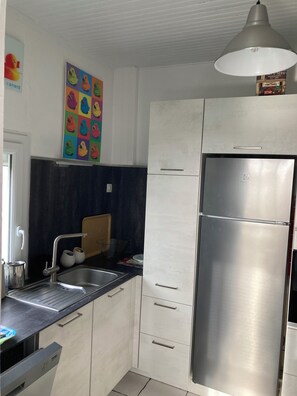 Private kitchen - Pretty little atypical seaside house (Saint-Hilaire-de-Riez)