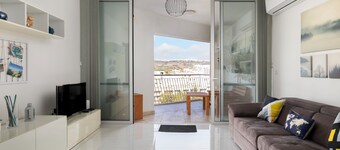 3BR Country Retreat with Large Terrace