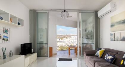 3BR Country Retreat with Large Terrace