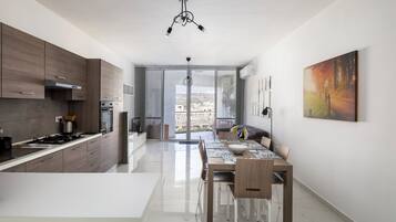 Departamento, vista al valle | Restaurantes