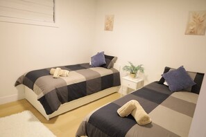 Bügeleisen/Bügelbrett, Internetzugang