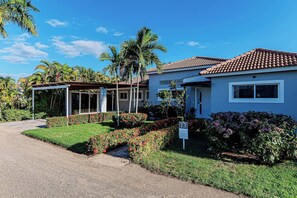 Exterior - Villa Ocean Dream 3BR Oasis and guesthouse (Sosúa)