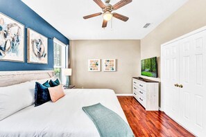 4 soverom, strykejern/-brett og sengetøy