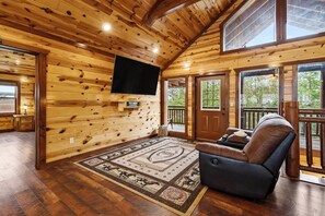 智能电视、壁炉、电子游戏、桌上足球