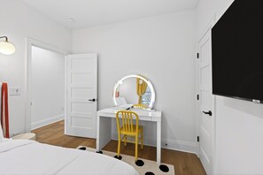 Desk, free WiFi, bed sheets