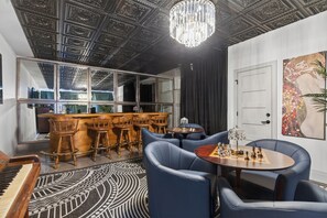 Bar (in der Unterkunft)