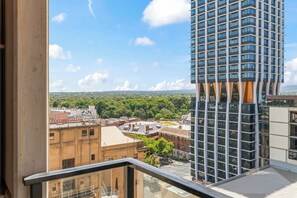 Property grounds - 2BR East End Escape | Parking + Balcony + Cinema (Adelaide)