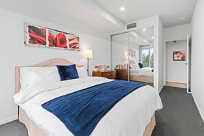 2 chambres, fer et planche Ă repasser, Wi-Fi gratuit, draps fournis