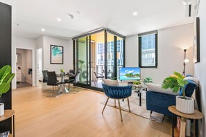 Interior - Adelaide City Lights Apt | 2BR + Parking + Cinema (Adelaide)