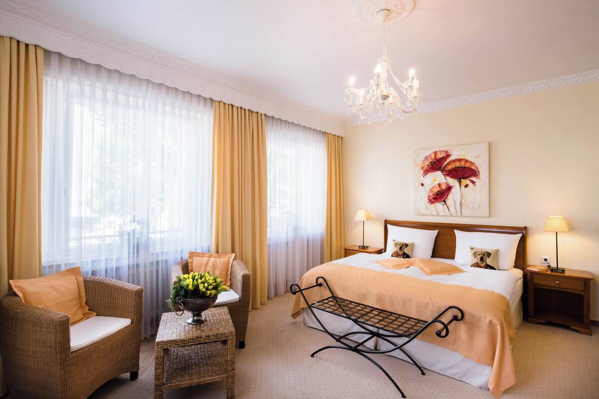 Blackout curtains, iron/ironing board, free WiFi