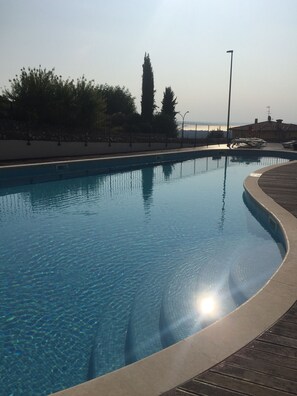 Pool - Casa del Monastero_Ancient Charm & Nordic Design (Polpenazze del Garda)