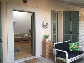 Interior - Casa del Monastero_Ancient Charm & Nordic Design (Polpenazze del Garda)