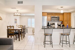 Dining - Scottsdale Private Pool Oasis, Games, Minutes to Old Town (Scottsdale)
